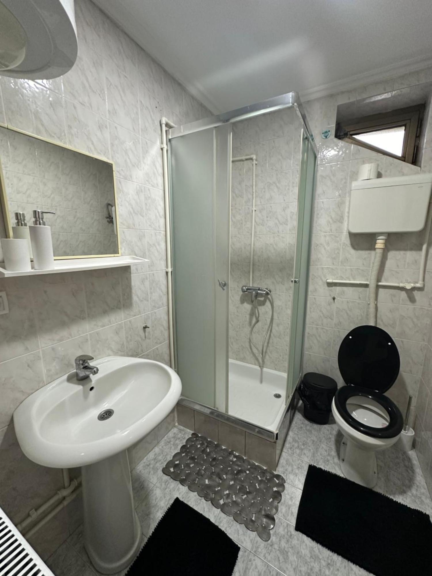 Villa Oaza Bela Crkva  Oda fotoğraf